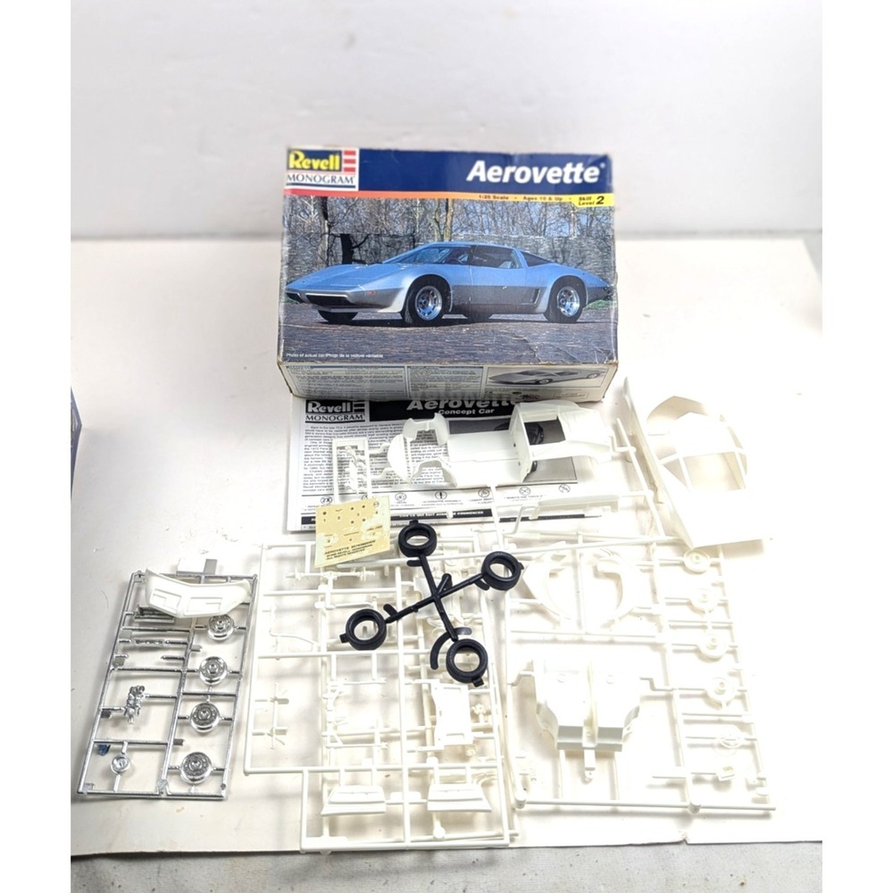 Revell Monogram 1:25 Scale Aerovette Corvette 1998 Model Kit Factory